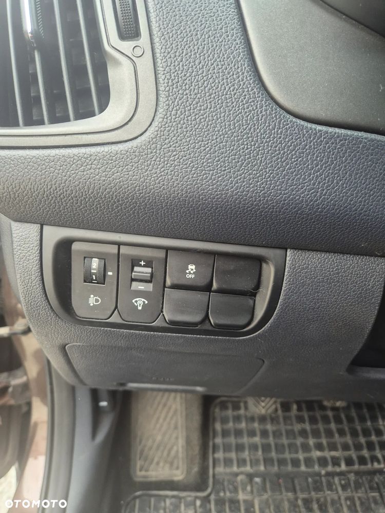 Kia Rio 1.2 M (klm) - 10