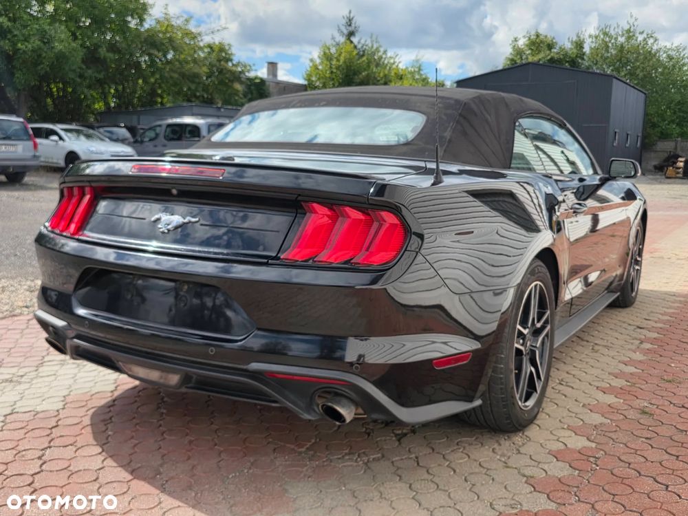 Ford Mustang Cabrio 2.3 Eco Boost - 22