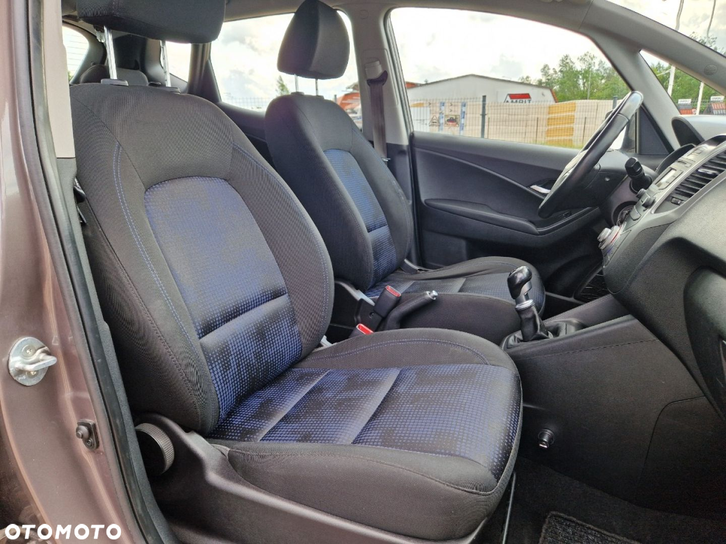 Hyundai ix20 1.4 blue Comfort - 18