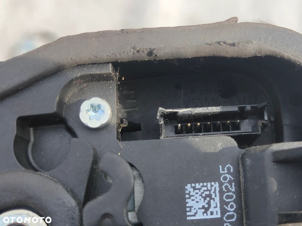 BMW E6 E61 E9 E91 E87 Zamek drzwi lewy tył tylny 7060295 - 5