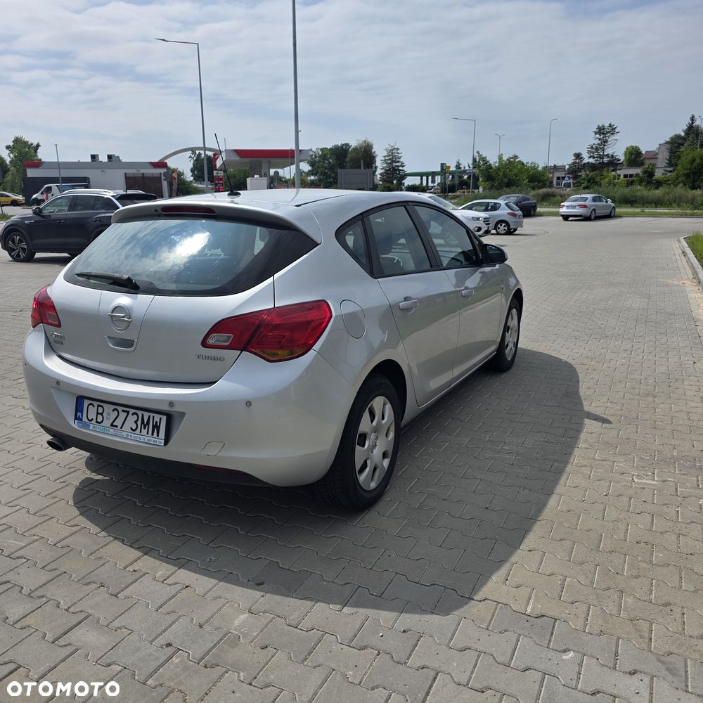 Opel Astra 1.4 T Cosmo - 6