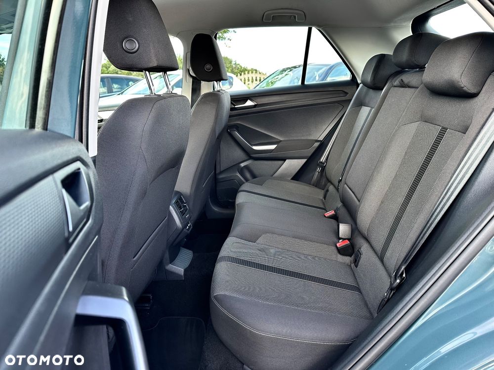 Volkswagen T-Roc 1.5 TSI OPF DSG ACTIVE - 9