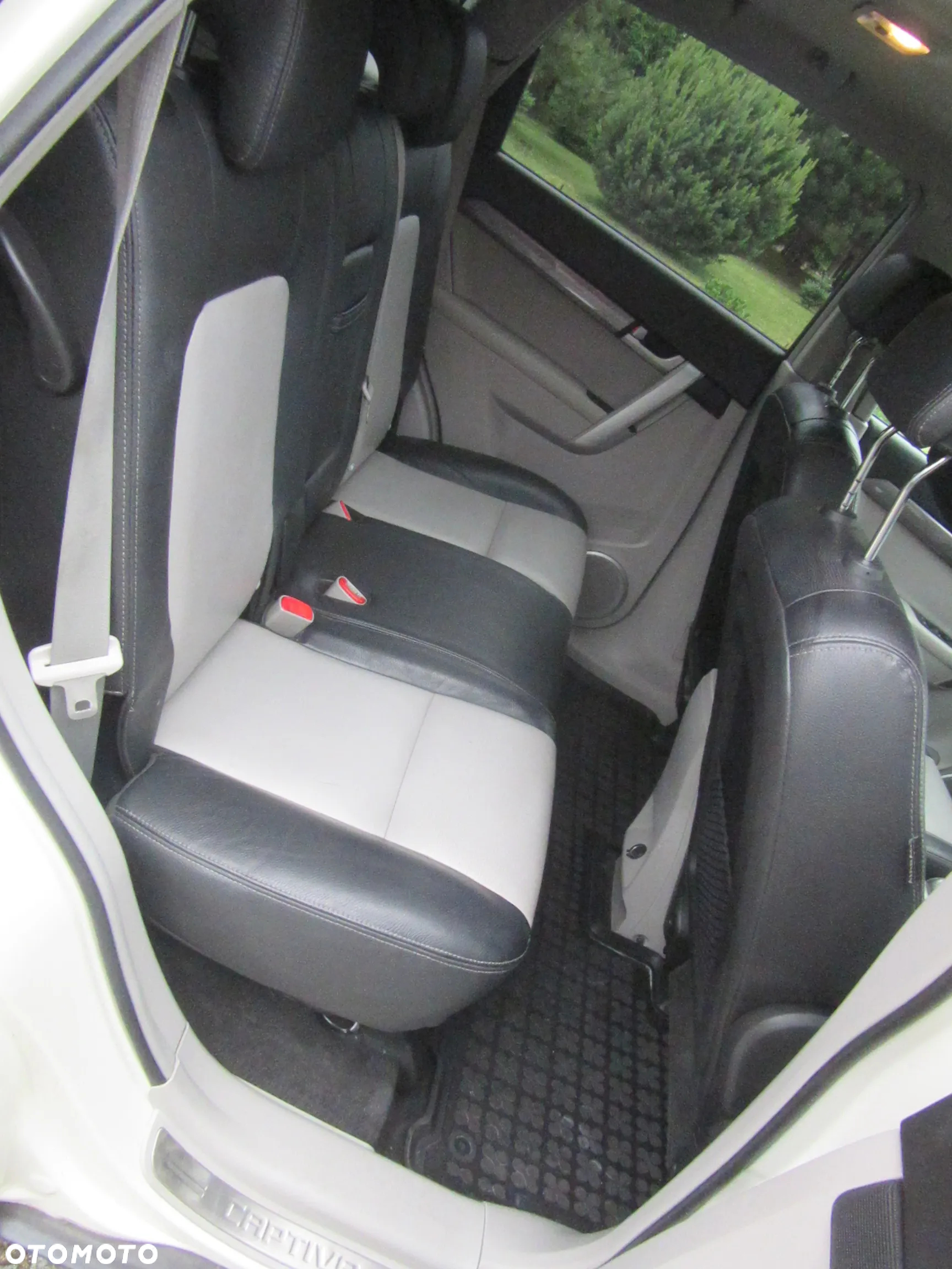 Chevrolet Captiva 2.2 d LT - 16
