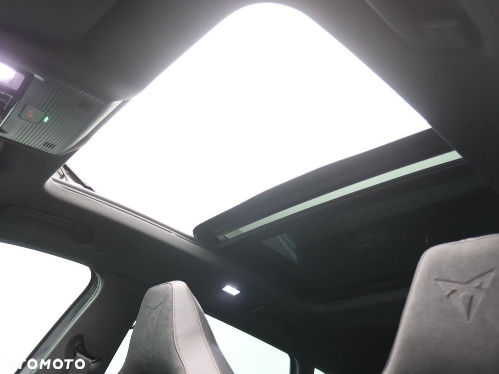 Cupra Formentor 1.5 e-Hybrid DSG VZ - 35