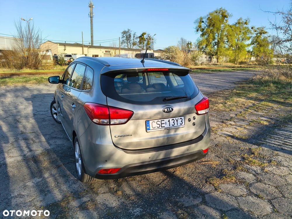 Kia Carens 1.6 GDI Dream Team Edition - 6