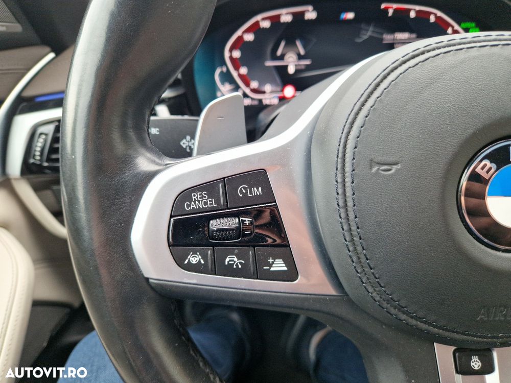 BMW Seria 5 540i xDrive AT - 14