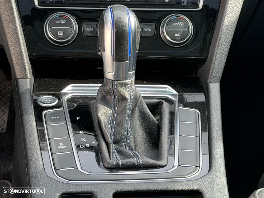 VW Passat Variant 1.4 TSI DSG GTE - 23