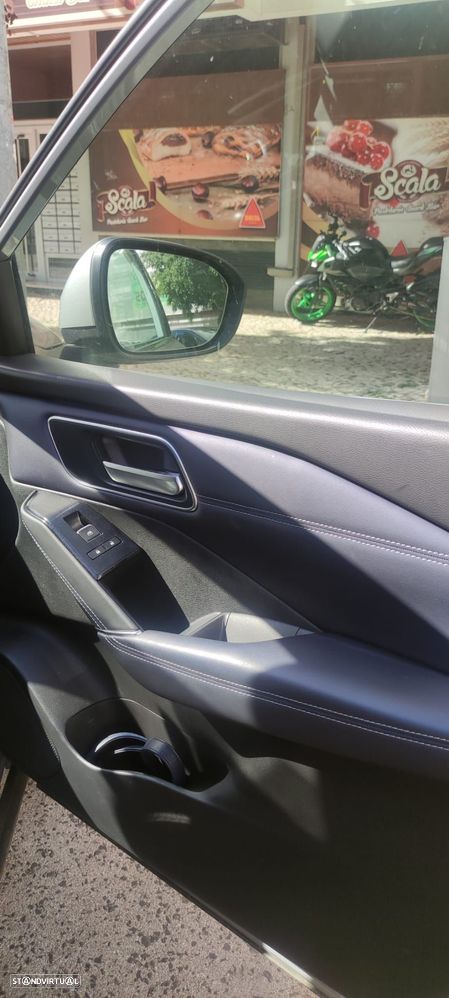 Nissan Qashqai 1.3 DIG-T Tekna Xtronic - 11