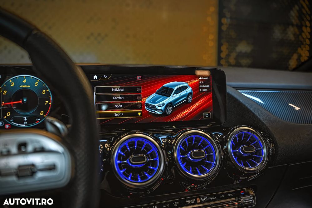 Mercedes-Benz GLA AMG 35 4MATIC Aut. - 28