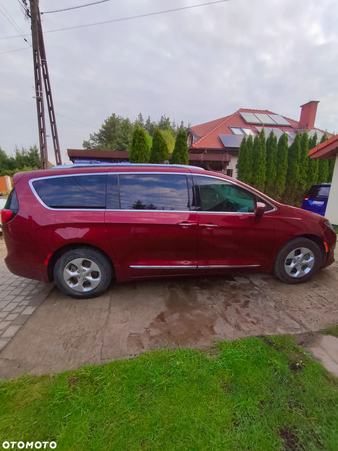Chrysler Pacifica - 2