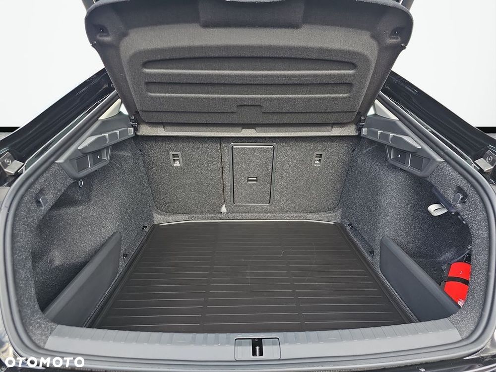 Skoda Octavia 1.5 TSI mHEV Selection DSG - 13
