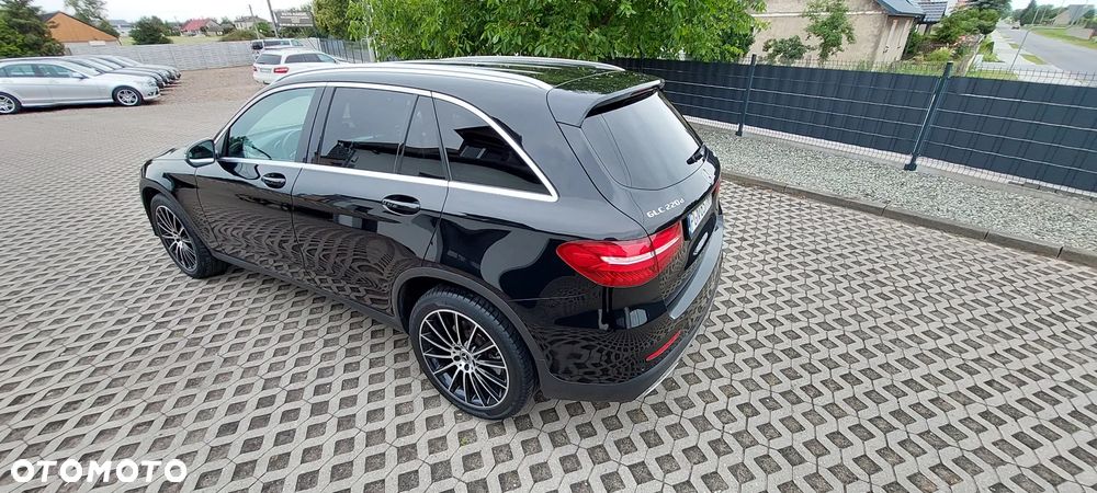 Mercedes-Benz GLC 220 d 4Matic 9G-TRONIC AMG Line - 15