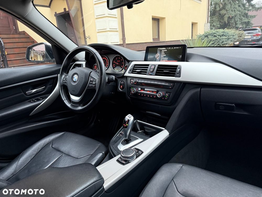 BMW Seria 3 320d Efficient Dynamics Edition - 14