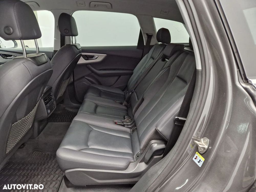 Audi Q7 - 9
