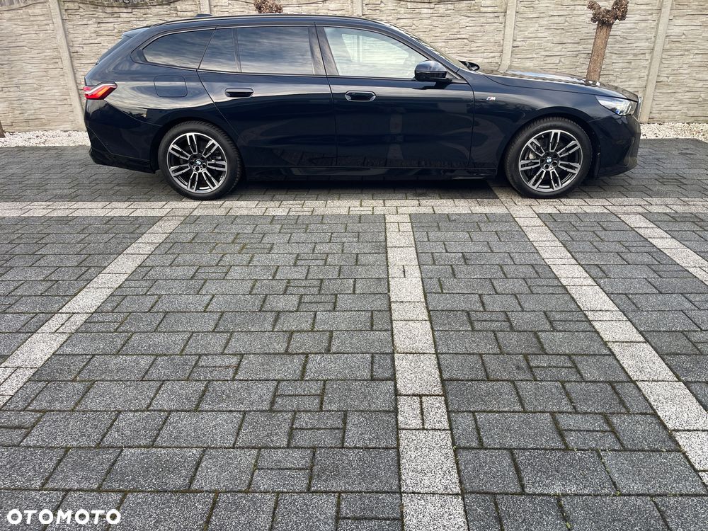 BMW Seria 5 540d xDrive mHEV - 5
