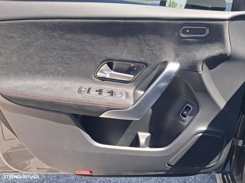 Mercedes-Benz A 250 e - 8