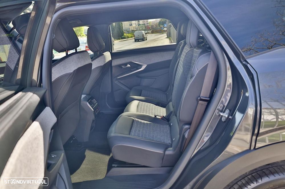 Peugeot 5008 1.2 Hybrid Allure Pack e-DCS6 - 5