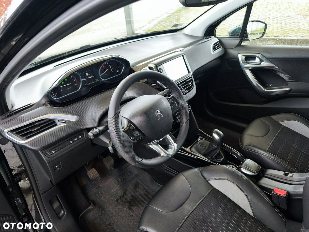 Peugeot 2008 1.6 VTi Allure - 22