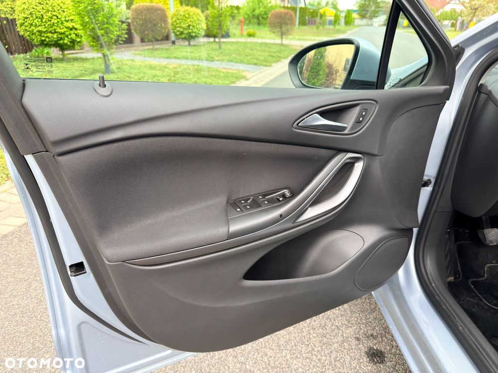 Opel Astra 1.6 D (CDTI) Start/Stop Innovation - 26