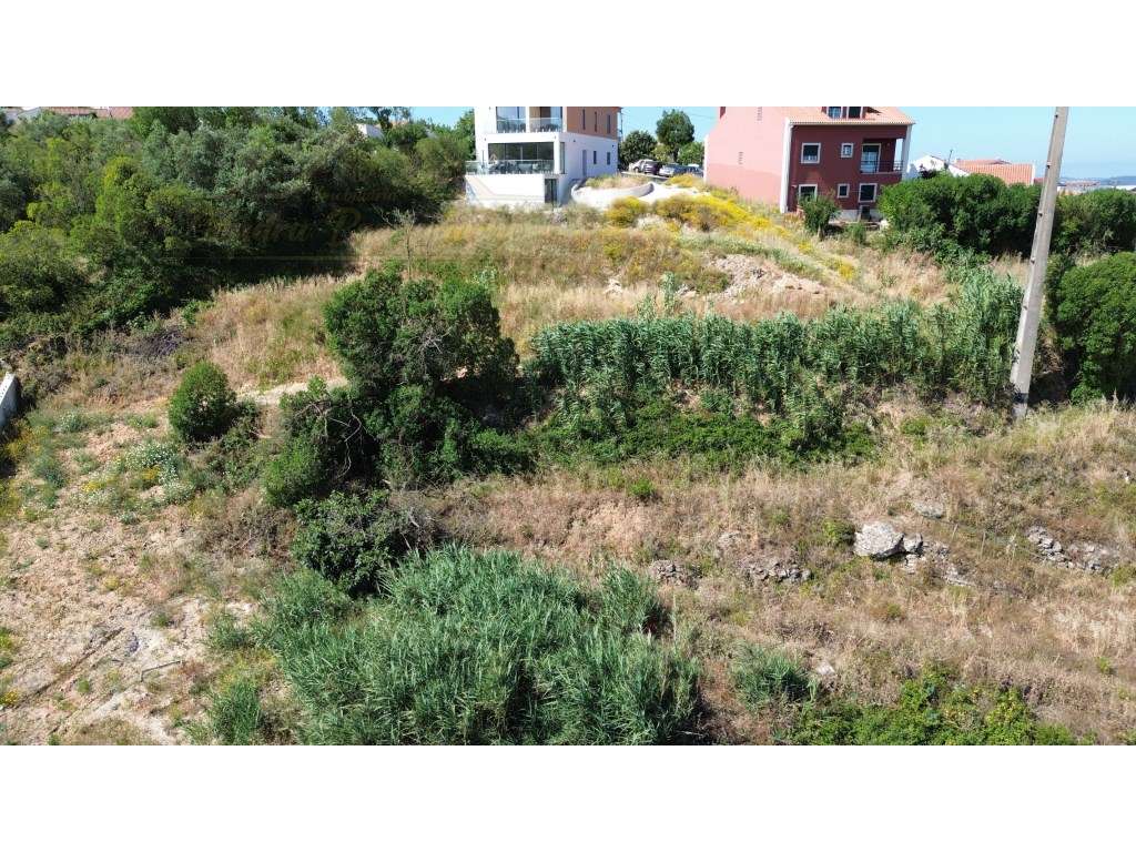 Terreno urbano para CONSTRUÇÃO DE 2 MORADIAS - Grande imagem: 2/11