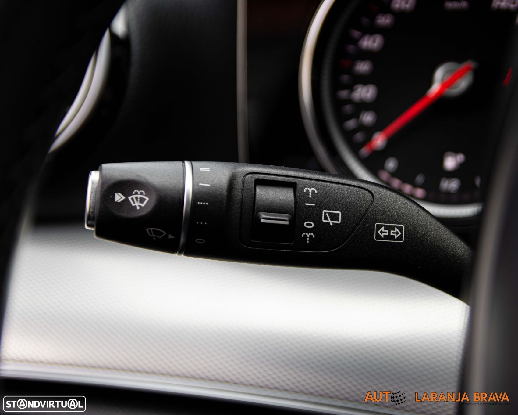Mercedes-Benz E 220 d Avantgarde - 25