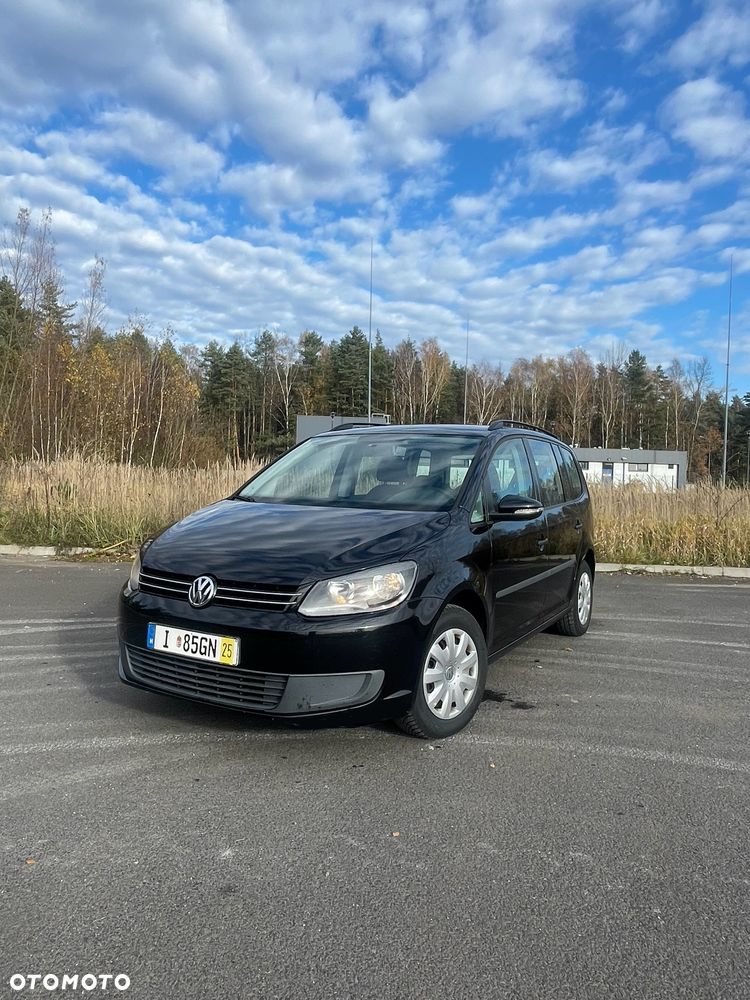 Volkswagen Touran - 1