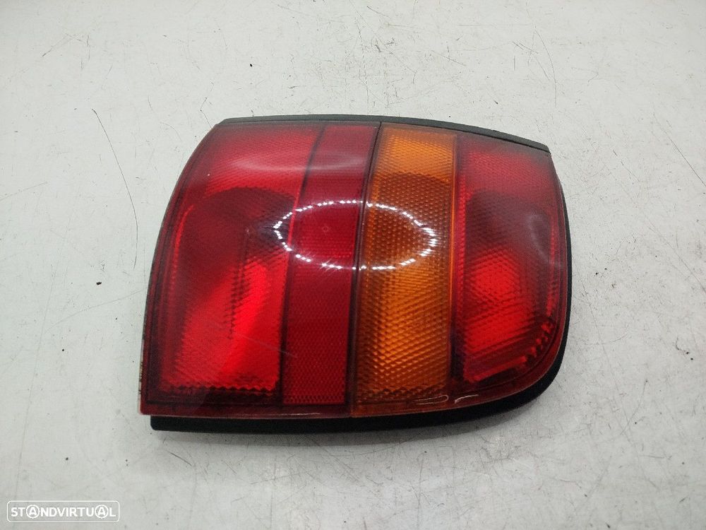 Farolim Stop Esq Nissan Micra Ii (K11) - 2