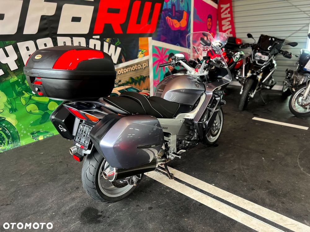 Yamaha FJR - 22
