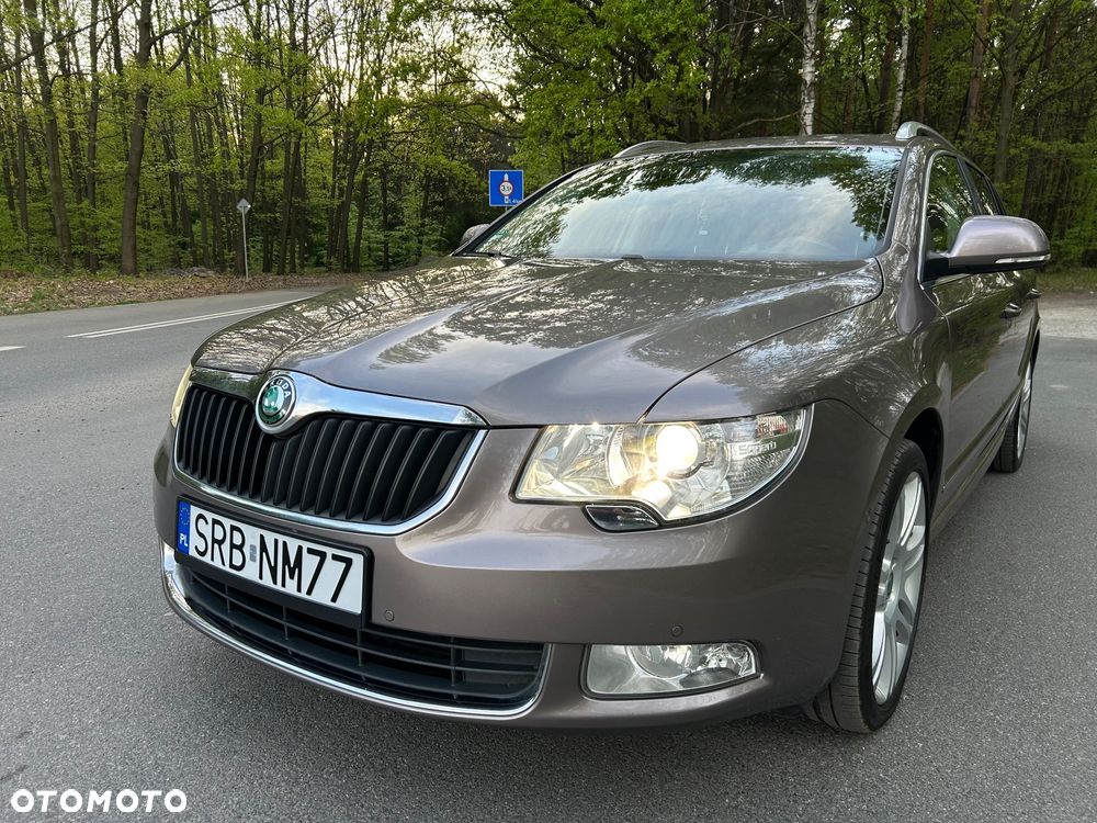Skoda Superb 2.0 TDI DSG Elegance - 16