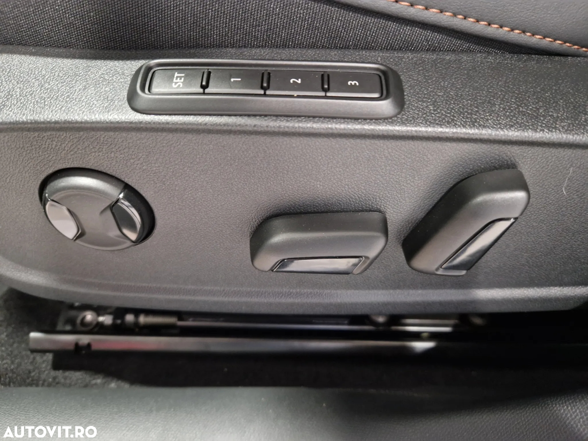 Cupra Formentor 1.4 e-HYBRID PHEV VZ - 16