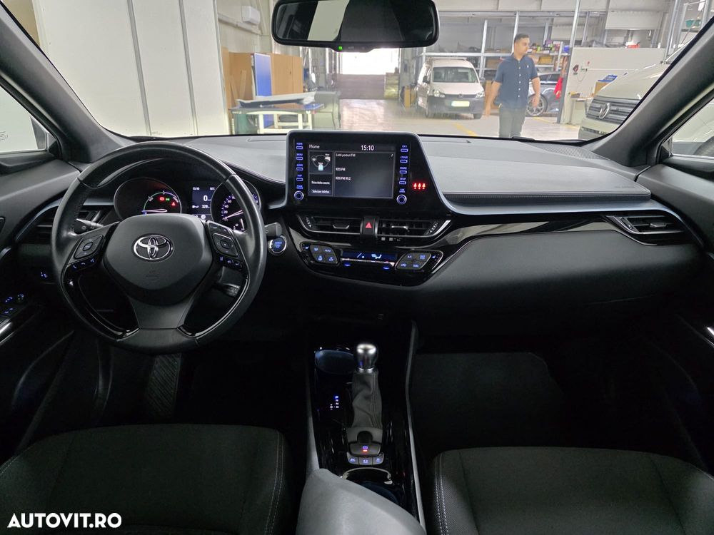 Toyota C-HR - 12