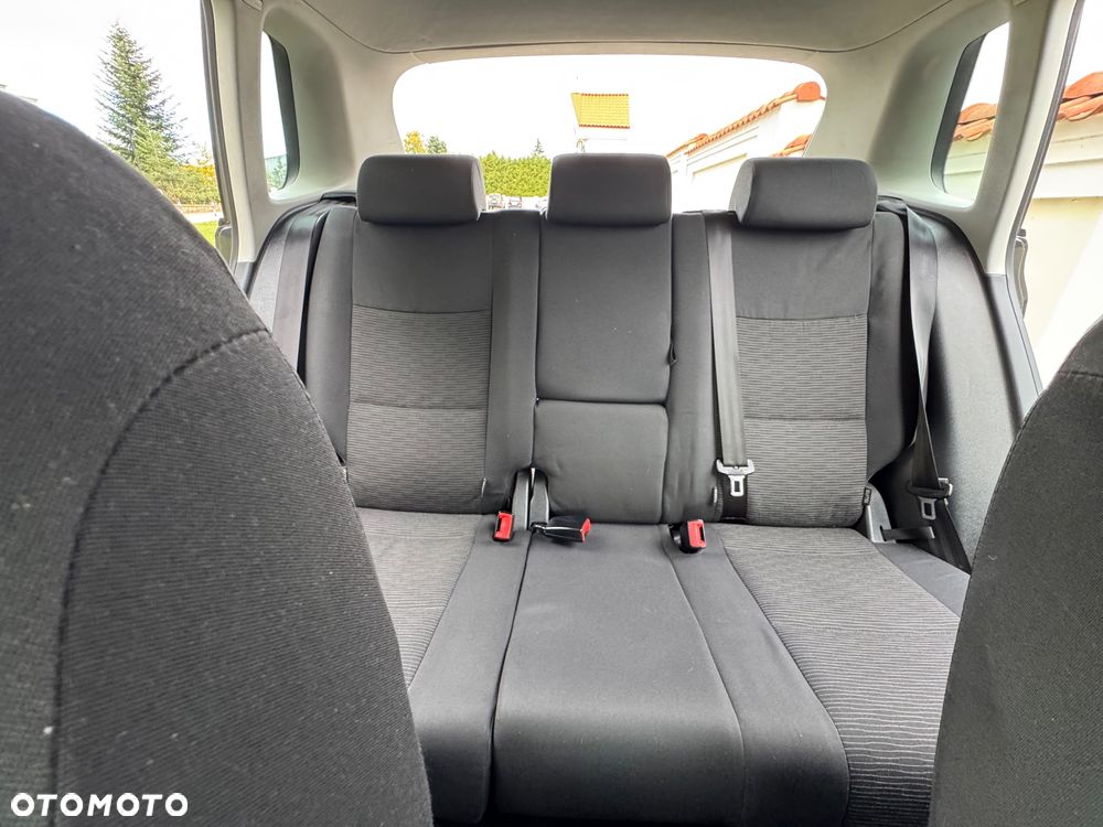 Volkswagen Tiguan - 32