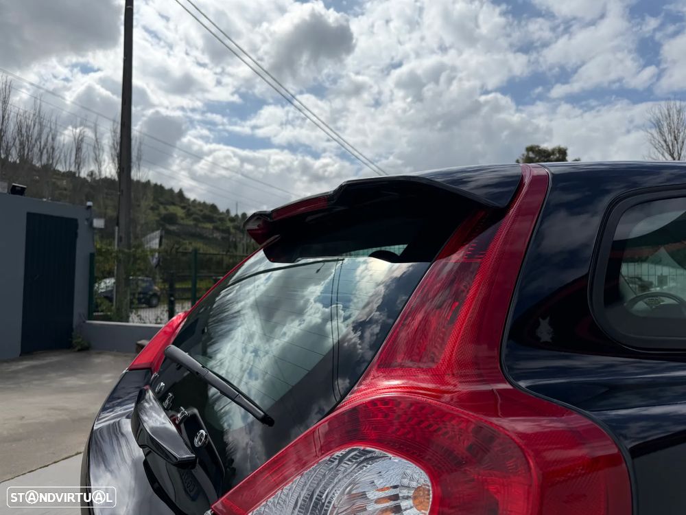 Volvo C30 1.6 D2 R-Design Start/Stop - 17