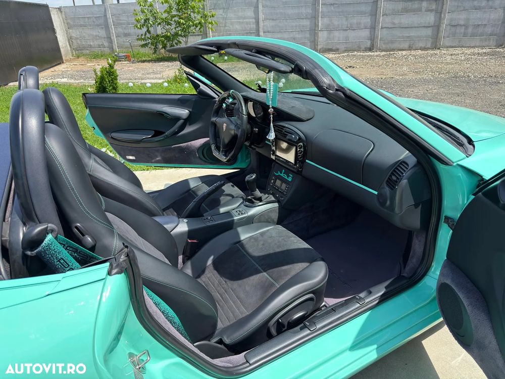 Porsche Boxster - 13