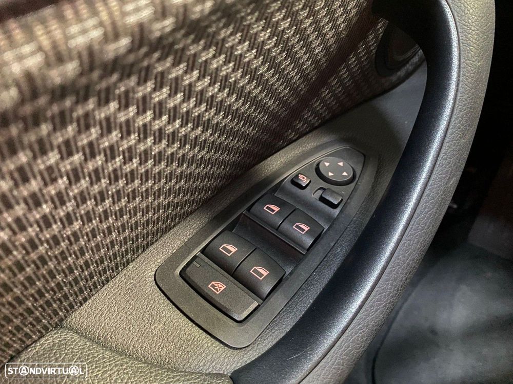 BMW X1 25 e xDrive - 18