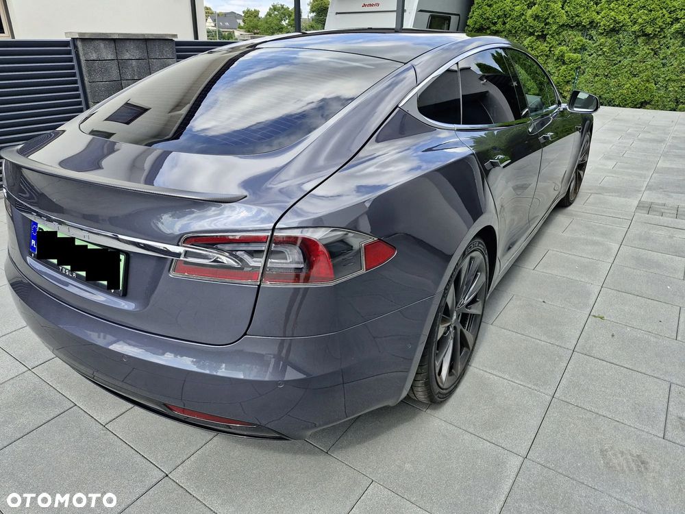 Tesla Model S Performance - 5