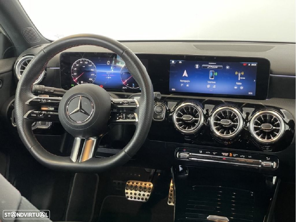 Mercedes-Benz A 250 e - 13