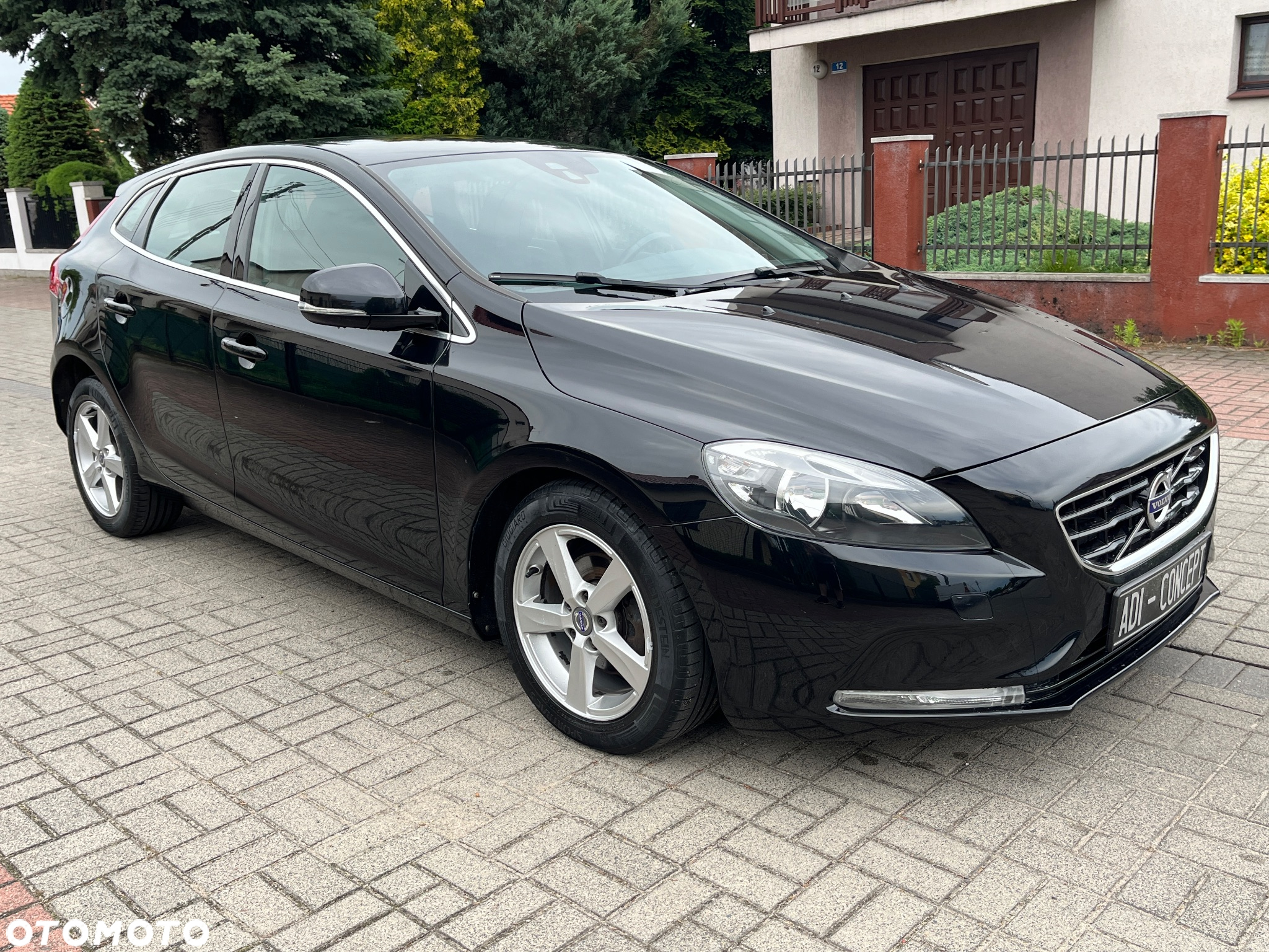 Volvo V40 D2 Momentum - 12