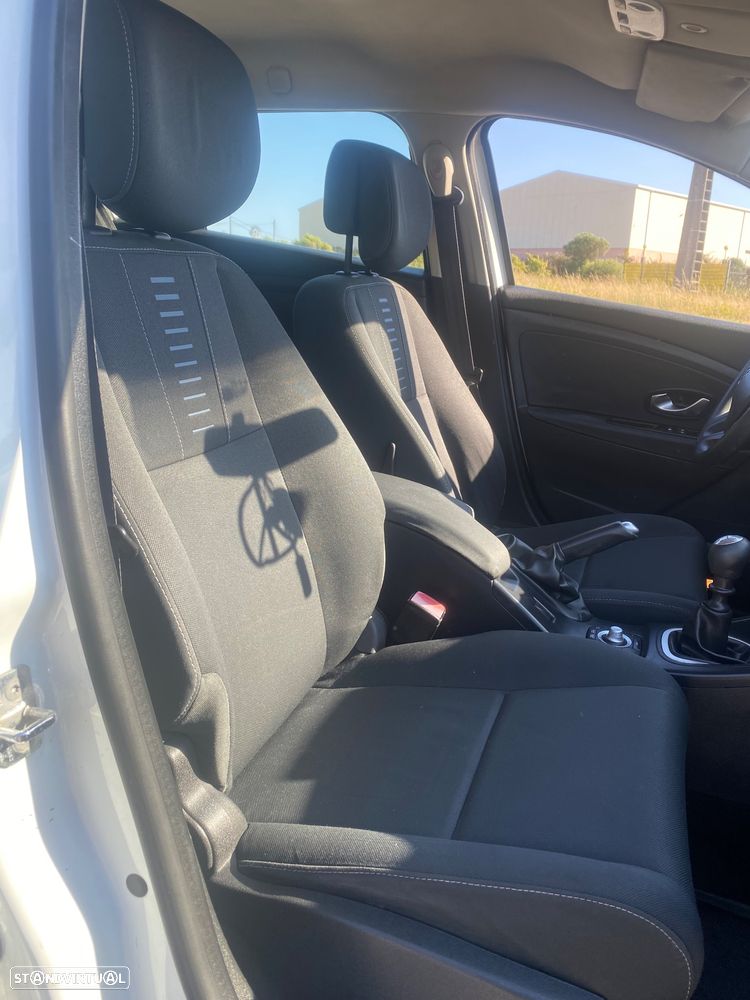 Renault Mégane Sport Tourer - 9