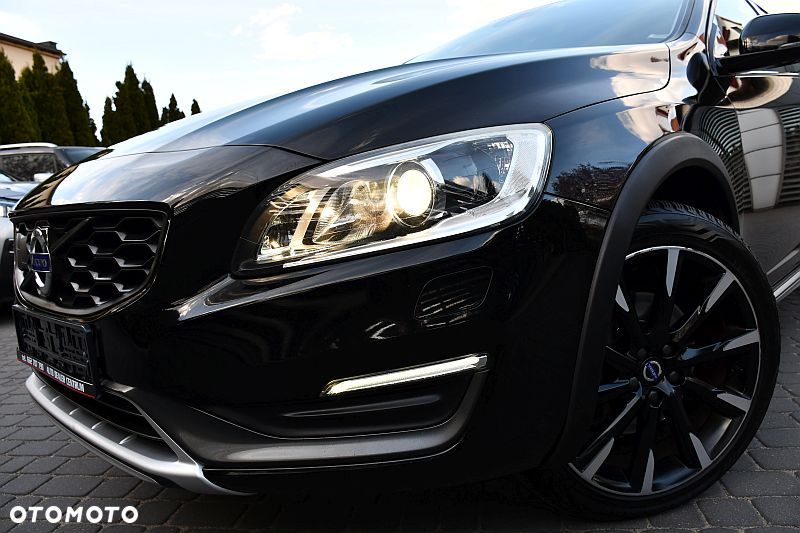 Volvo V60 Cross Country D4 Geartronic Summum - 34