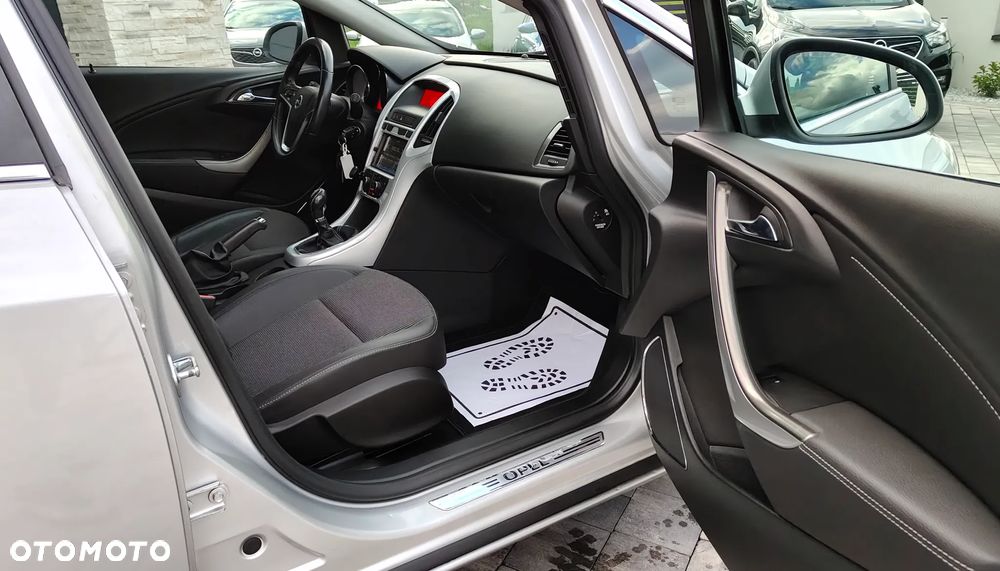 Opel Astra - 24