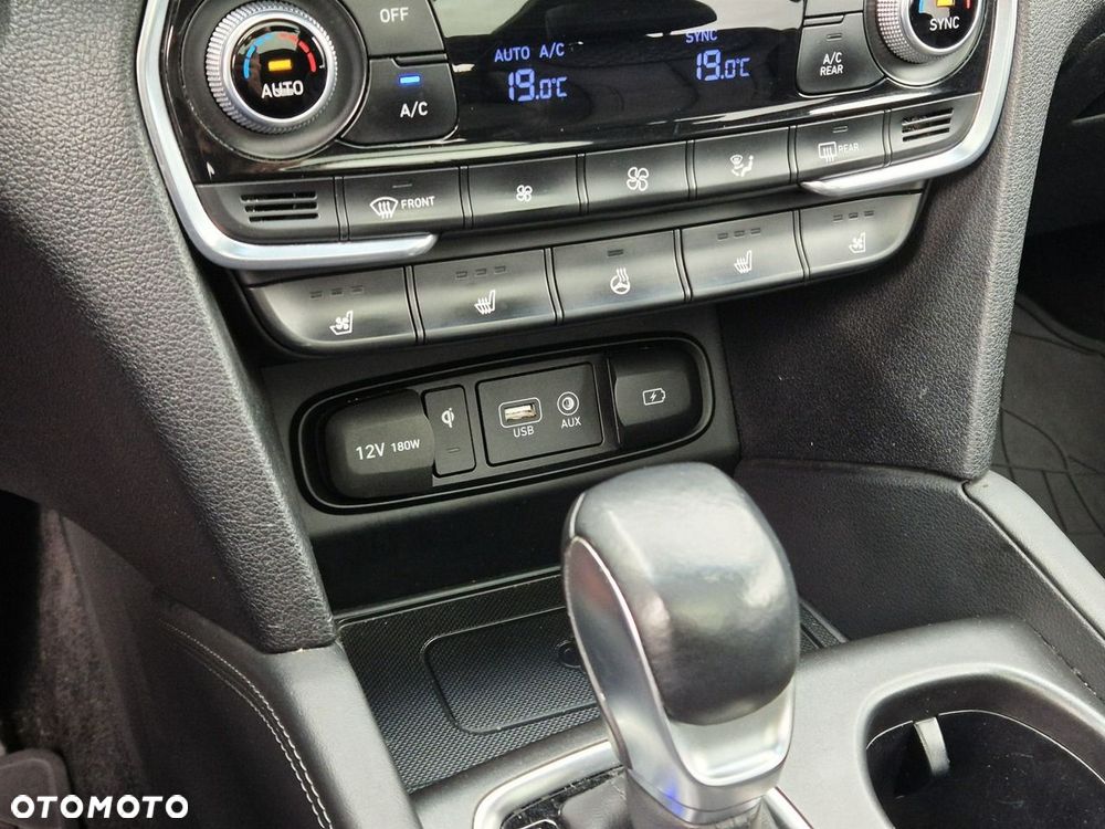 Hyundai Santa Fe 2.0 CRDi Platinum 4WD 7os - 28