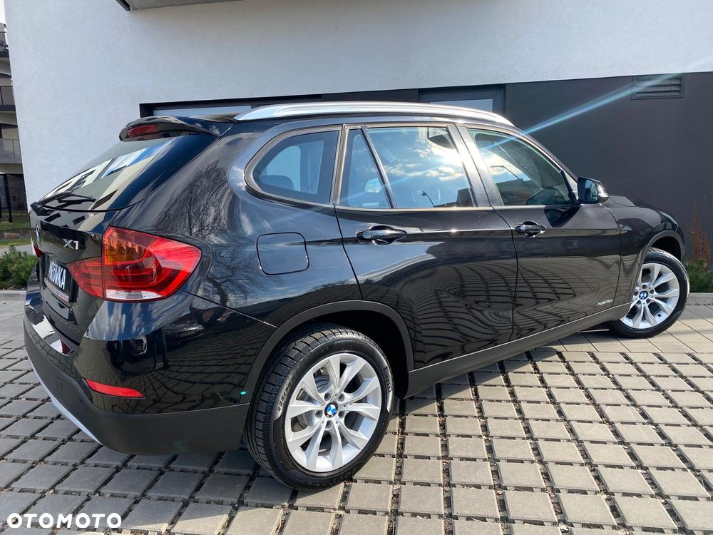 BMW X1 sDrive18d Sport Line - 13