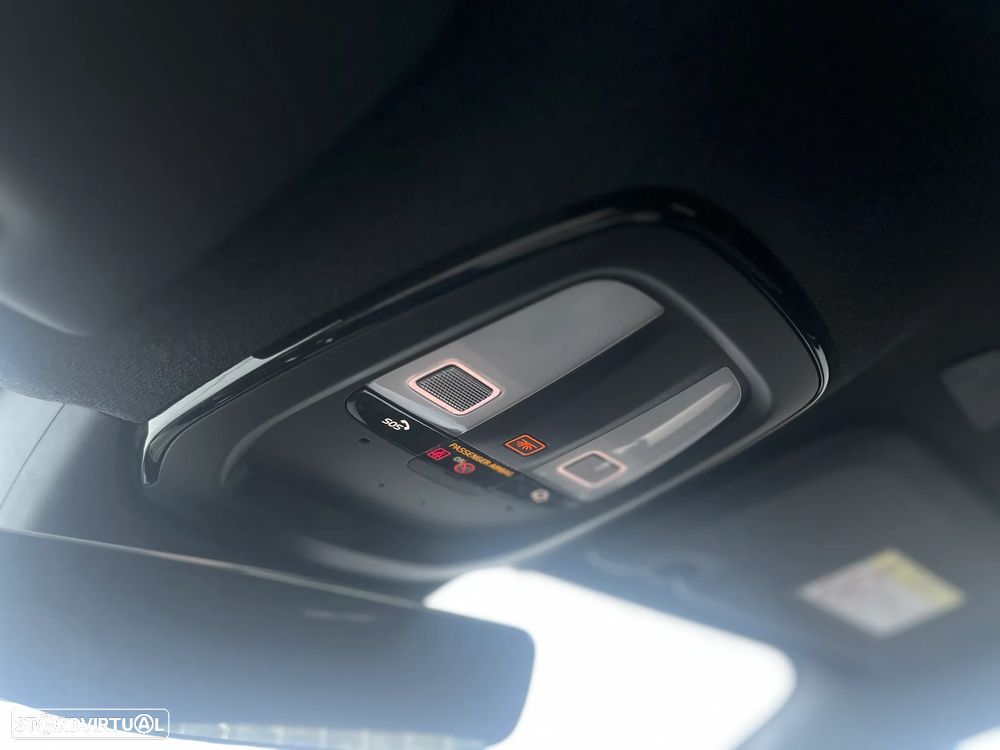 Volvo XC 40 2.0 B3 Core - 26