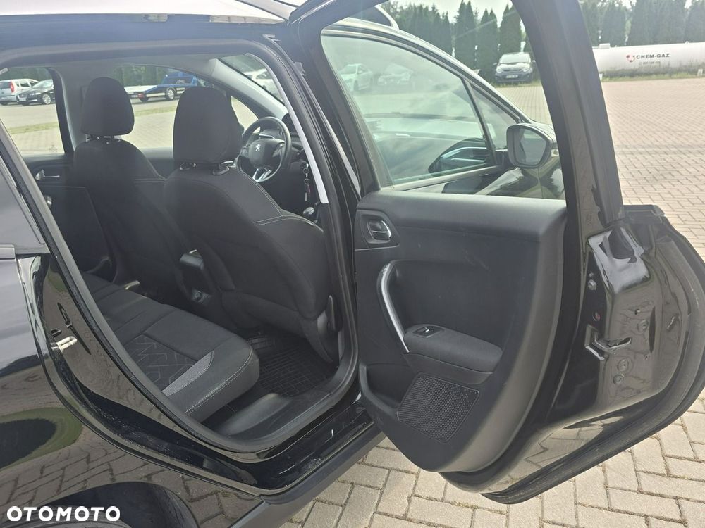 Peugeot 2008 - 17