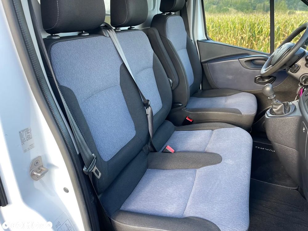 Opel Vivaro - 17