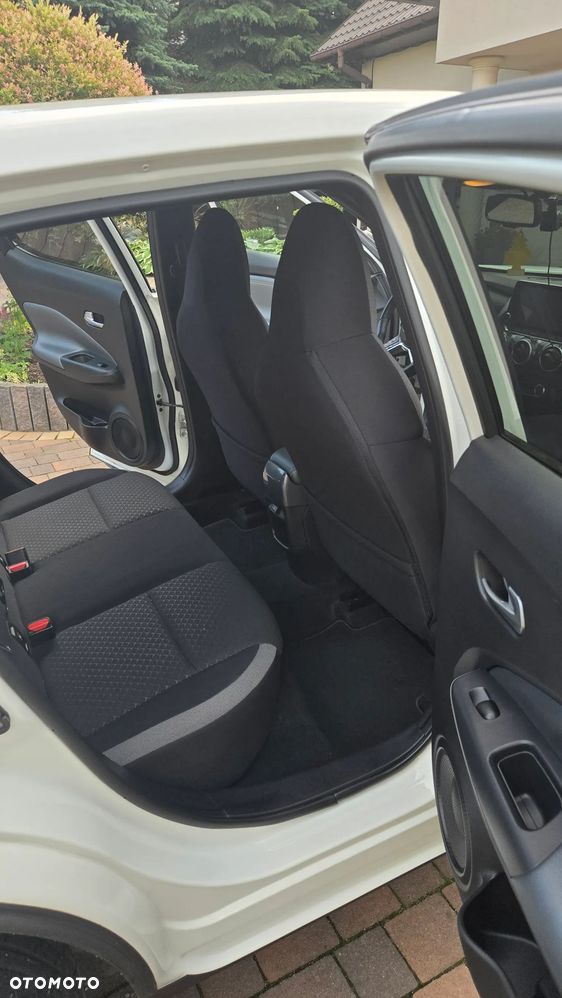 Nissan Juke 1.0 DIG-T N-Connecta - 11