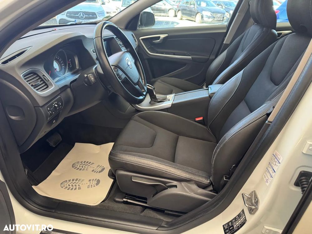 Volvo V60 D3 Geartronic Linje Business - 10