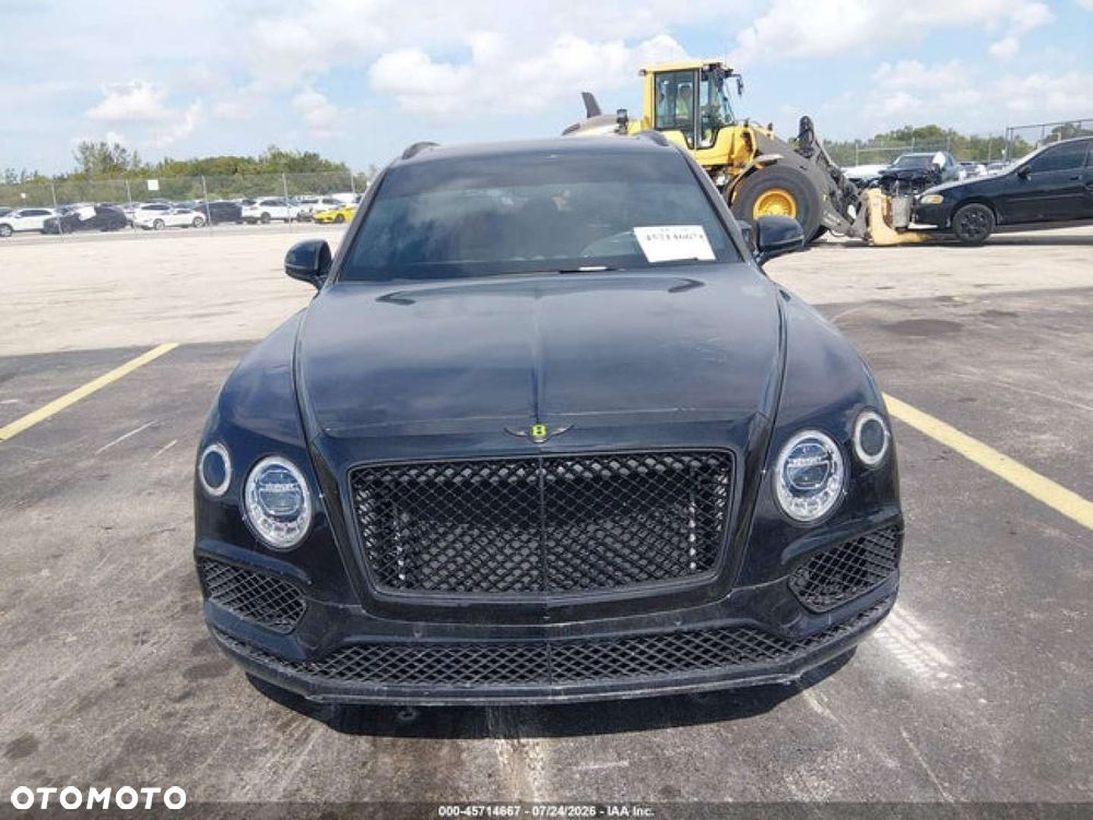 Bentley Bentayga - 8