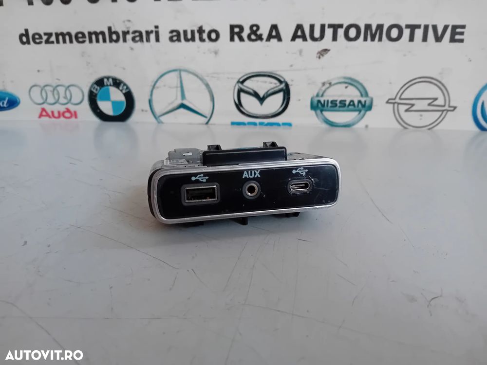 Modul USB Auxiliar Alfa Romeo Stelvio An 2017-2022 Cod 01561523850 - 3